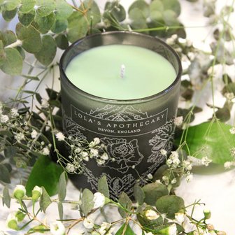 Lola&#039;s Apothecary Breath Of Clarity - Naturally Fragrant Candle 220 gram